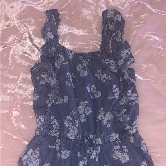 OSH KOSH summer romper; capri length; Size 4T - Picture 2 of 6